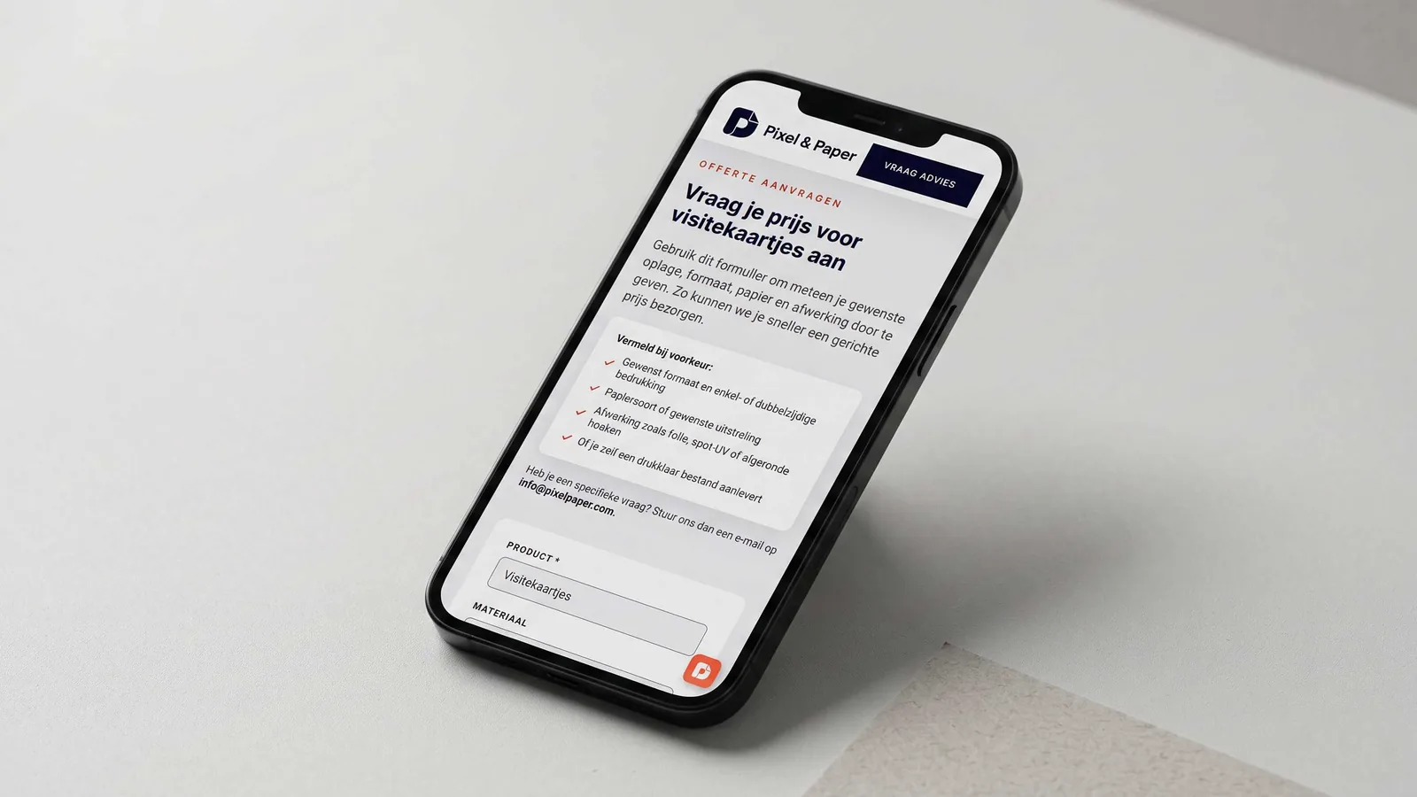 Mobiele offerteaanvraag voor visitekaartjes op de Pixel & Paper website